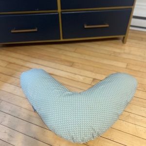 SOLD❤️ Danish brand madsen Nørgaard nursing pillow